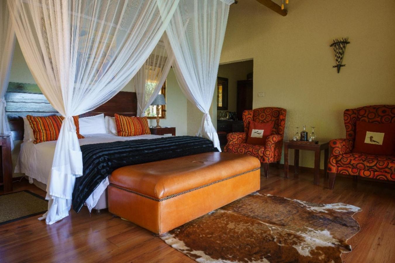 Umzolozolo Private Safari & Lodge *
