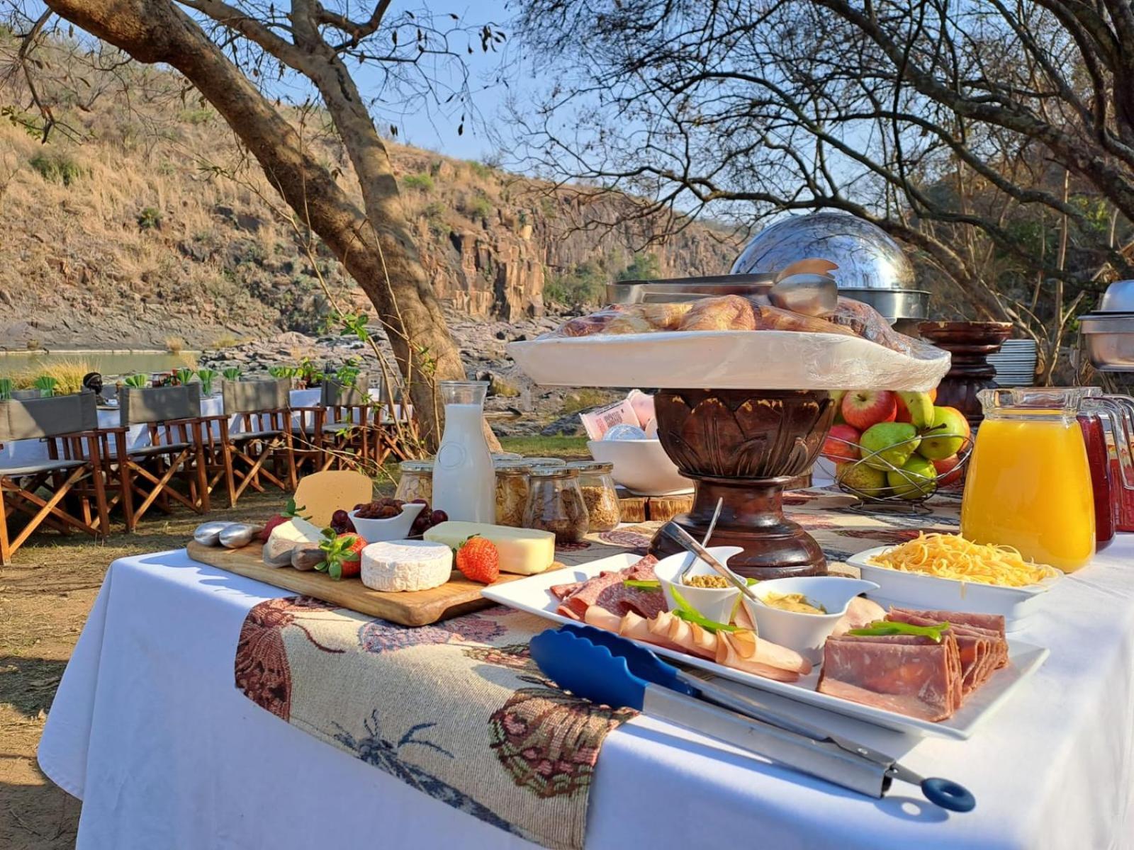 Umzolozolo Private Safari &