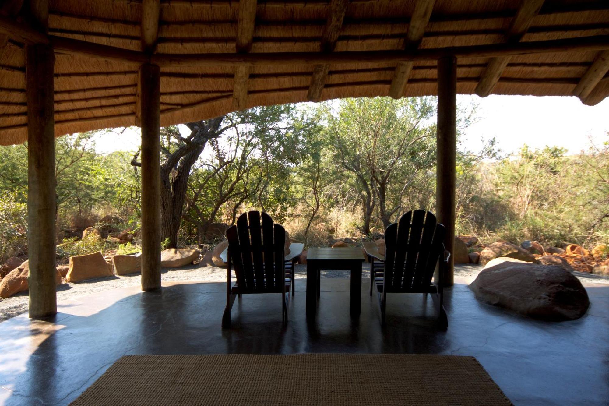 Umzolozolo Private Safari & Lodge Ladysmith